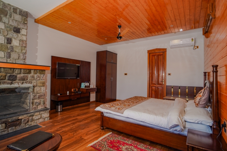 Neelesh Inn